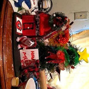 Georgia bulldog Christmas scene
